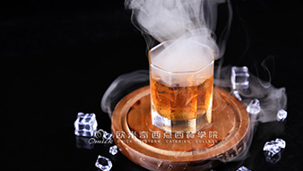 调酒培训班都是怎么收费的？南京调酒师培训哪里好？