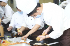 南京学做西餐去哪里学比较好？