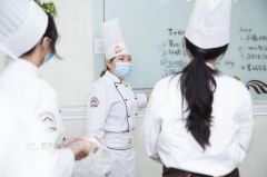 南京学烘焙在哪里学比较好?