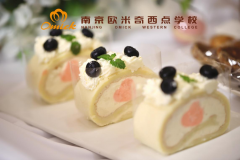 蛋糕烘焙学校去哪里学比较好