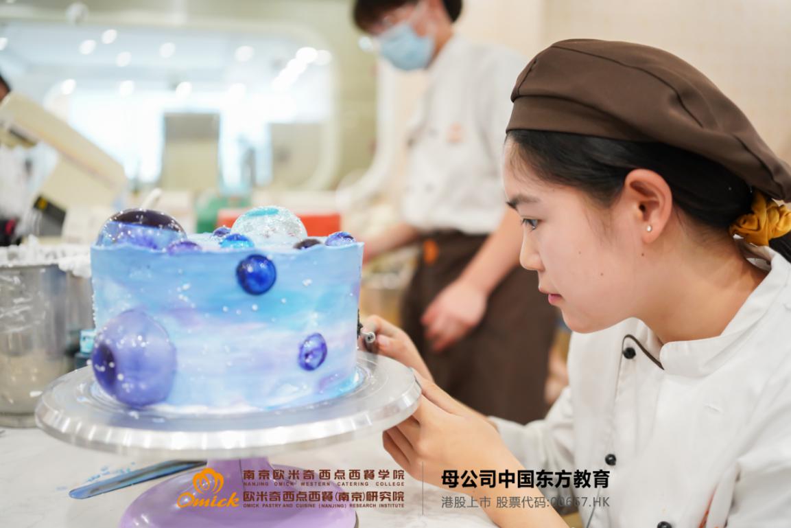 女孩子学什么技术好