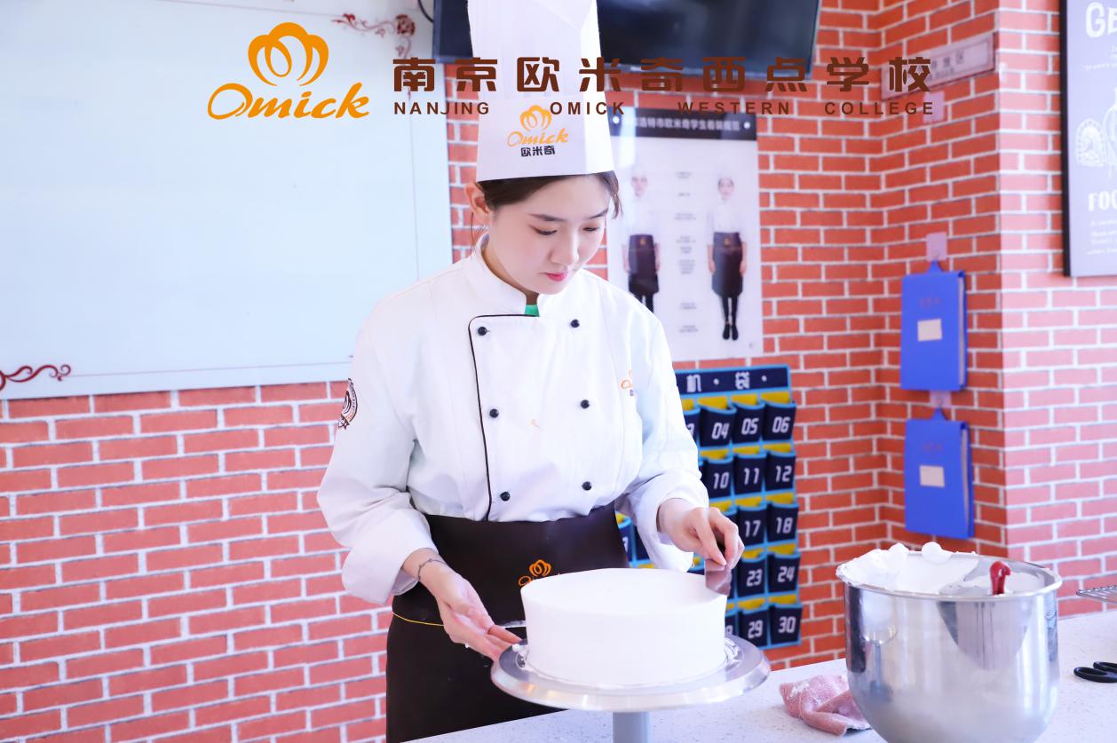 徐州蛋糕培训班学费一般要多少钱