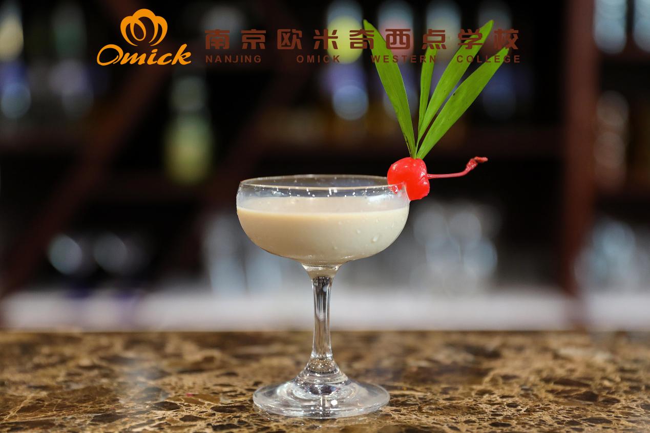 调酒师要学多久，学费多少