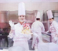 优秀就业学子丨烘焙甜点专业毕业即入职好利来