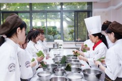 粽叶飘香，浓情端午｜南京欧米奇师生共度趣味端午